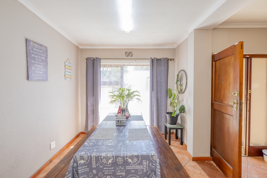 3 Bedroom Property for Sale in Morgenster Heights Western Cape